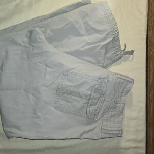 Dockers Women's Favorite Fit Light Gray Capris Size 6